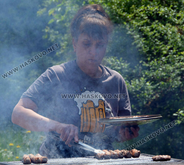Изпочупиха лодката в езерото в “Кенана”