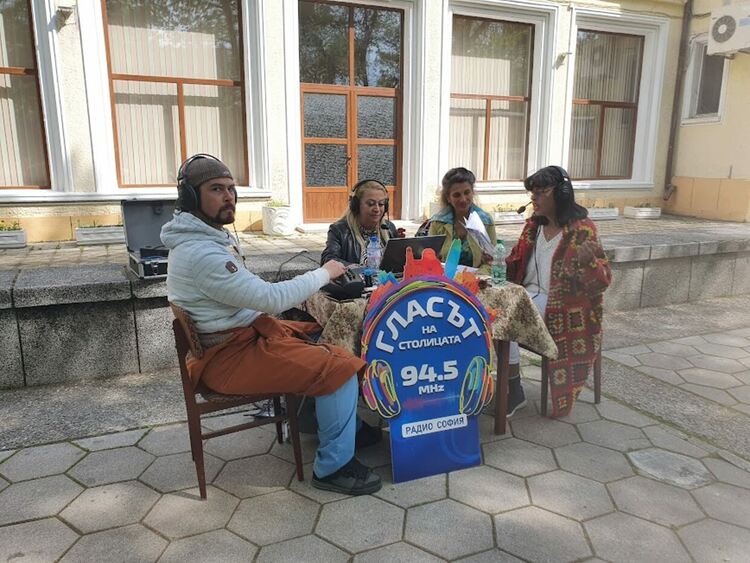 Министърът на културата запали огъня на Майските празници в Първомай