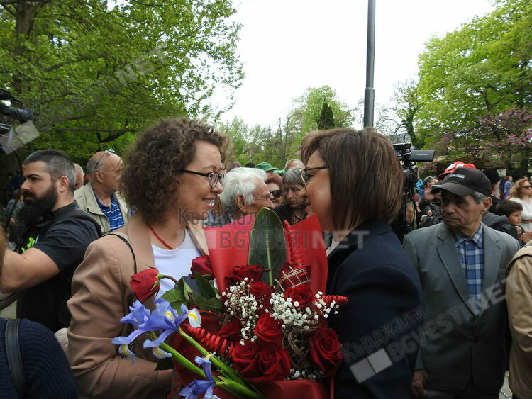 Корнелия Нинова в Кърджали: Голямата част от българския народ не желае да изпращаме оръжие на Украйна
