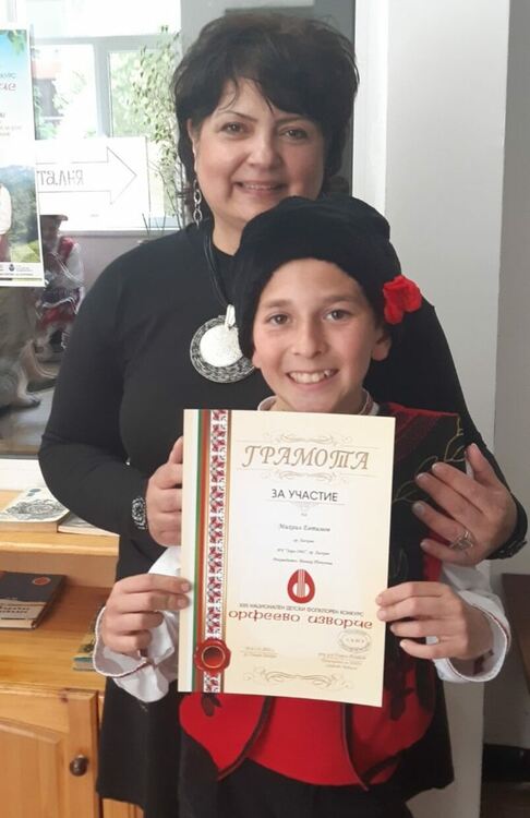 8 медала за "Зора Зорничка" от конкурса "Орфеево изворче" 