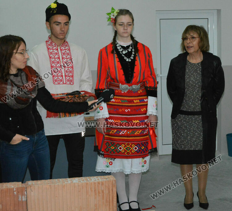 Четири кабинета в синхрон с новите технологии подготвят специалисти в Царската гимназия в Хасково