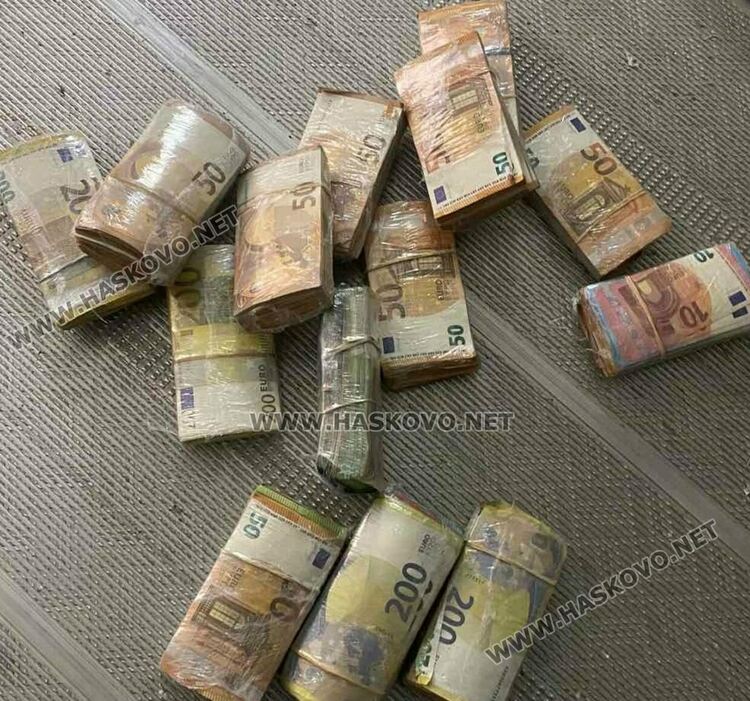 Четвърт милион недекларирани евро разкрити на МП „Капитан Андреево“