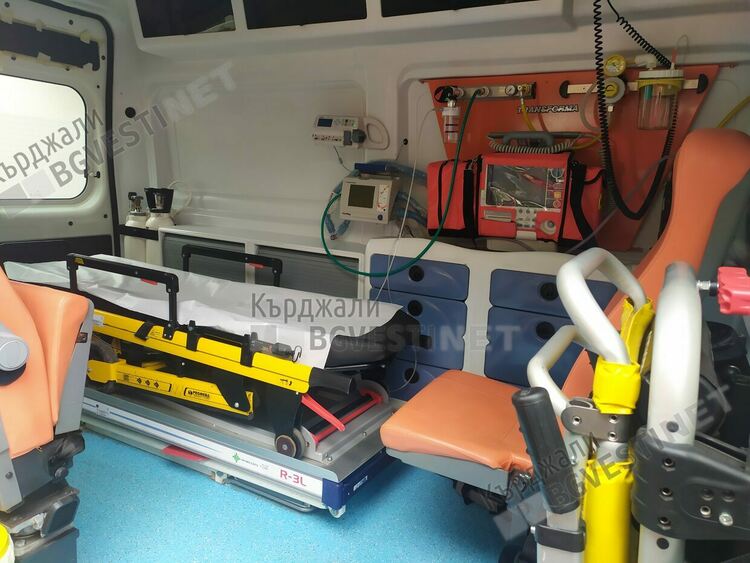 Центърът за спешна медицинска помощ в Кърджали с Ден на отворени врати, демонстрира модерна техника за  телемедицина