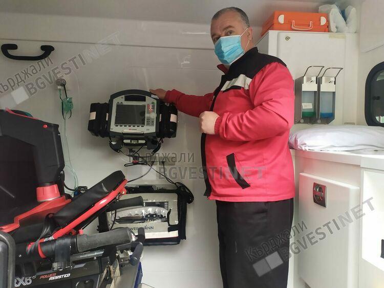 Центърът за спешна медицинска помощ в Кърджали с Ден на отворени врати, демонстрира модерна техника за  телемедицина