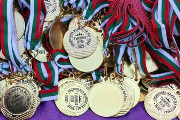 Мажоретките на Хасково със злато и сребро от национален фестивал 