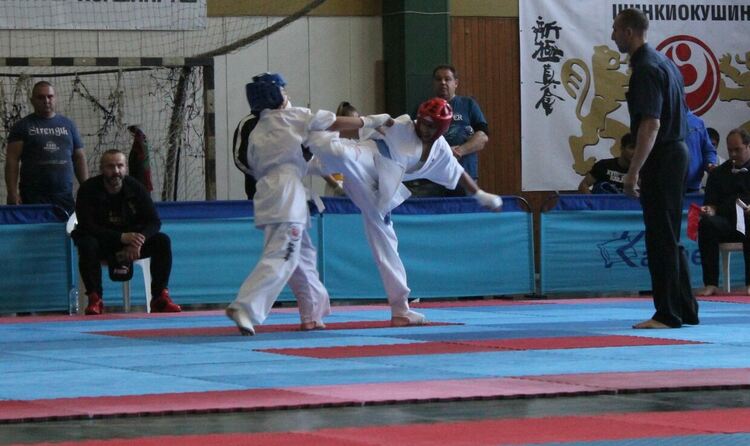 СК "Хамон"-Асеновград“  с осем медала от състезание в Ловеч