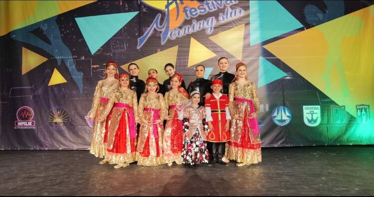 Бляскаво представяне за галактическите ни танцьори в Перник