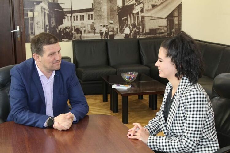 Кметът Станислав Дечев и Лора Стаматова