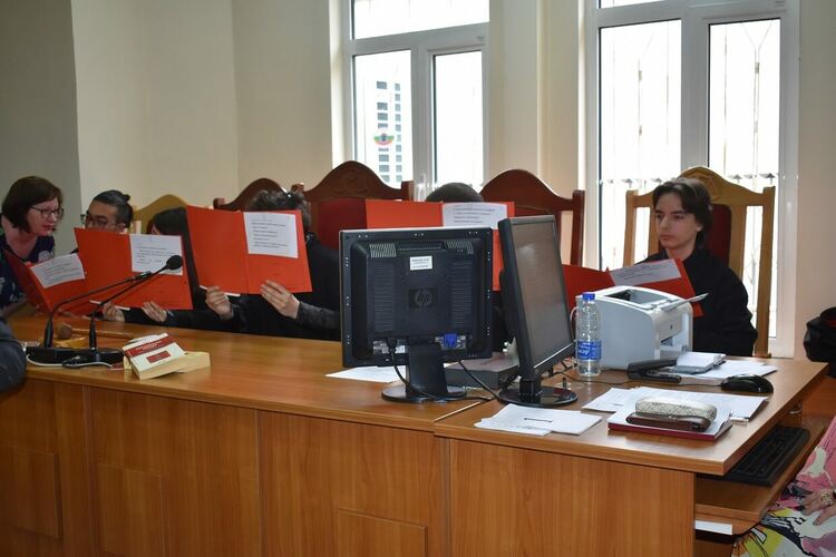 Заместник-кметът Петров участва в открит урок с ученици в съда