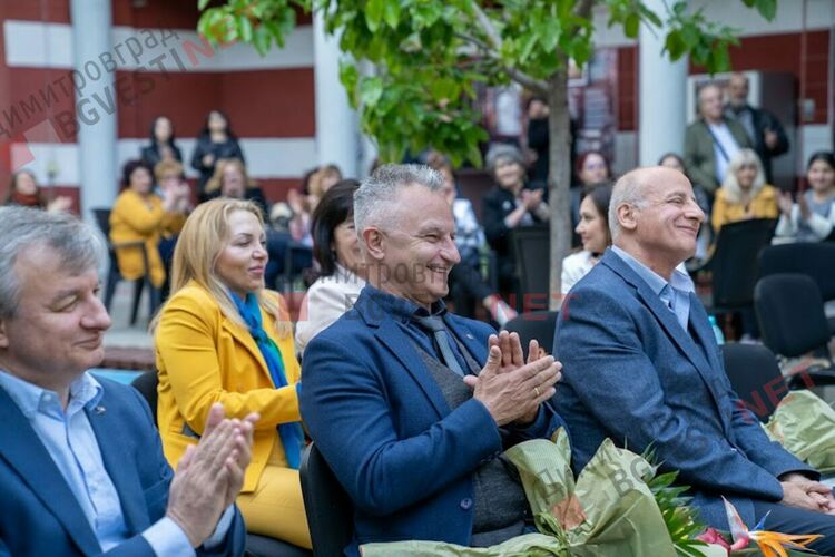 Церемония за връчването на Националната и Международна литературни награди за поезия "Пеньо Пенев" за 2022