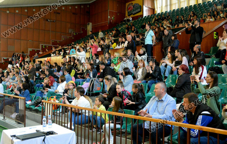 500 гимнастички в Международния турнир “Кралица на Аида”