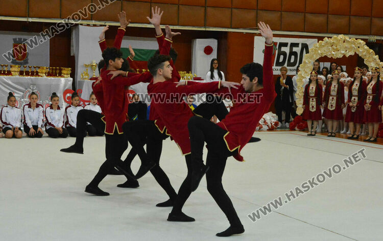 500 гимнастички в Международния турнир “Кралица на Аида”