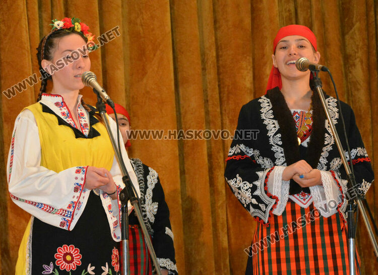 300 певци и музиканти на Празника на младия талант