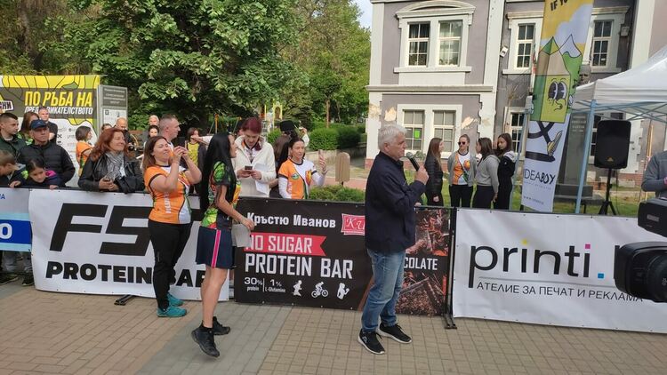 "Асеновградски баири" започна