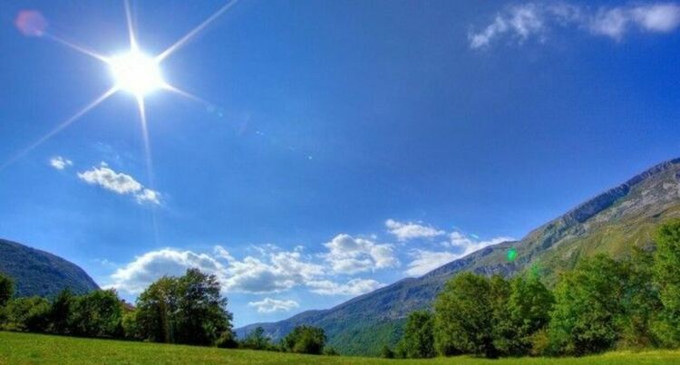 Предимно слънчево в събота и с температура до 22 градуса