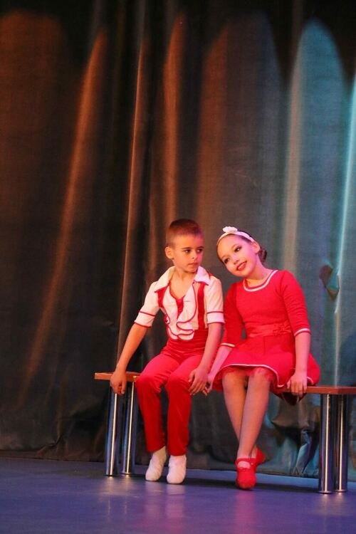 Галаксико с множество награди от Националния танцов фестивал на Камерния танц