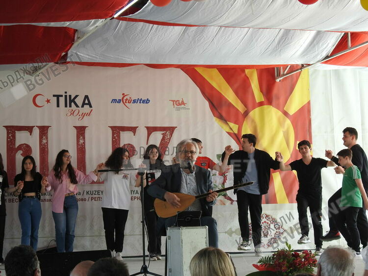 Виртуозът на сас