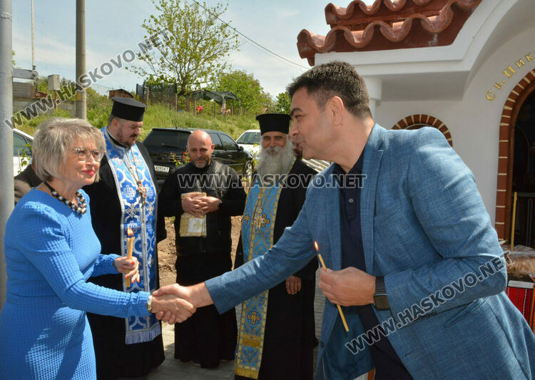На летния Никулден осветиха параклиса „Св.Николай Мирликийски Чудотворец“