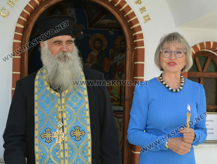 На летния Никулден осветиха параклиса „Св.Николай Мирликийски Чудотворец“
