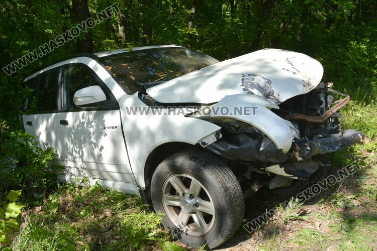 Хасковлия с Грейт Уол се заби в дърво и излетя в дере в „Кенана“