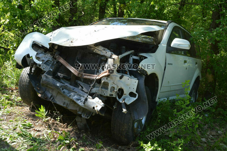 Хасковлия с Грейт Уол се заби в дърво и излетя в дере в „Кенана“