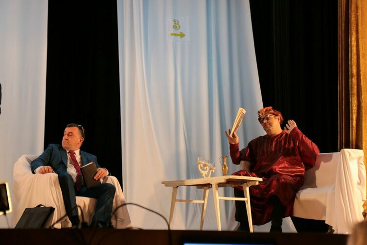 Театрали разнищват човешки съдби в "Хотел между тоя и оня свят"