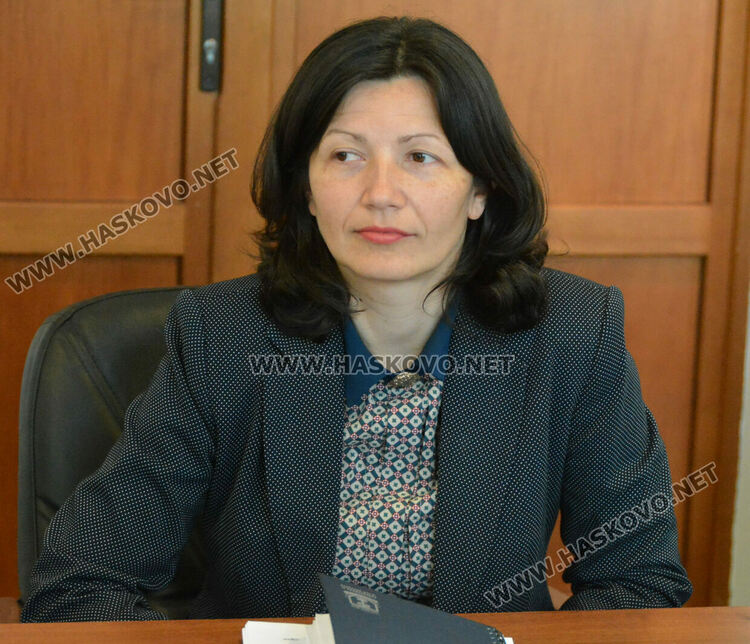 Съборът „Китна Тракия“ с участието на „Чинари“, кът за спомени и етно базар