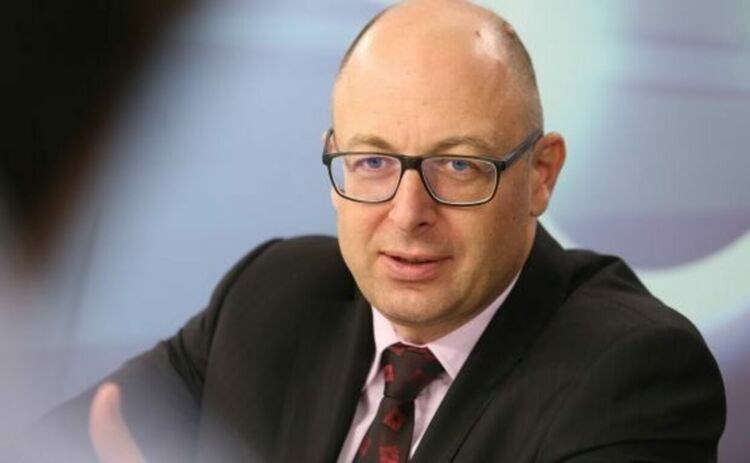 Украински специалисти са на посещение във военноремонтните ни заводи