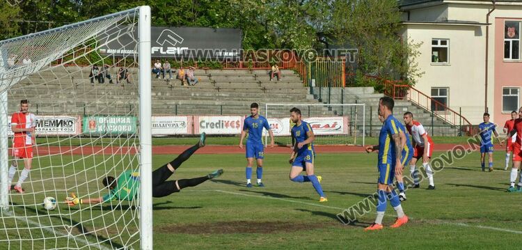 "Саяна Хасково" и "Димитровград" не успяха да се победят