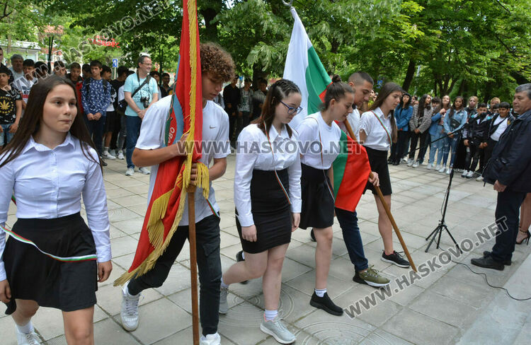 Отличникът на випуск 2022 от Спортното в Хасково иска да учи в Англия