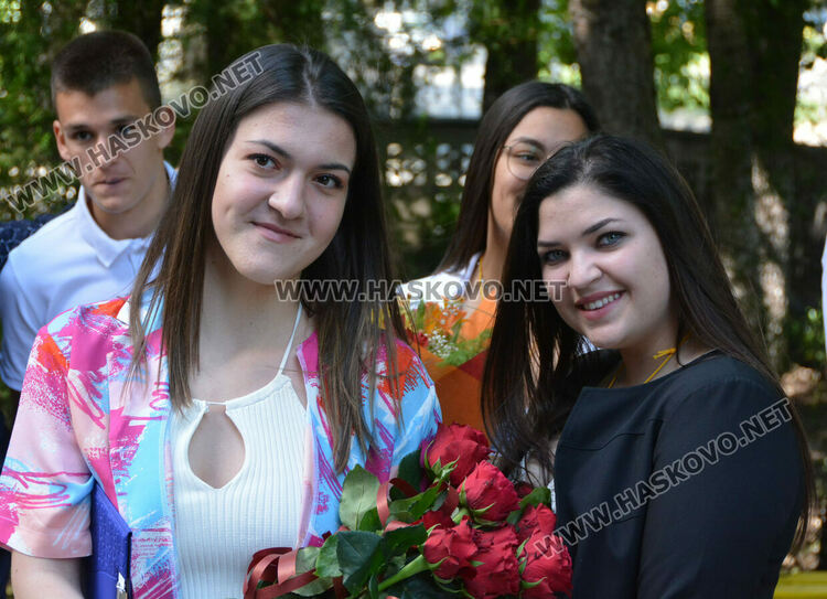 Отличникът на випуск 2022 от Спортното в Хасково иска да учи в Англия