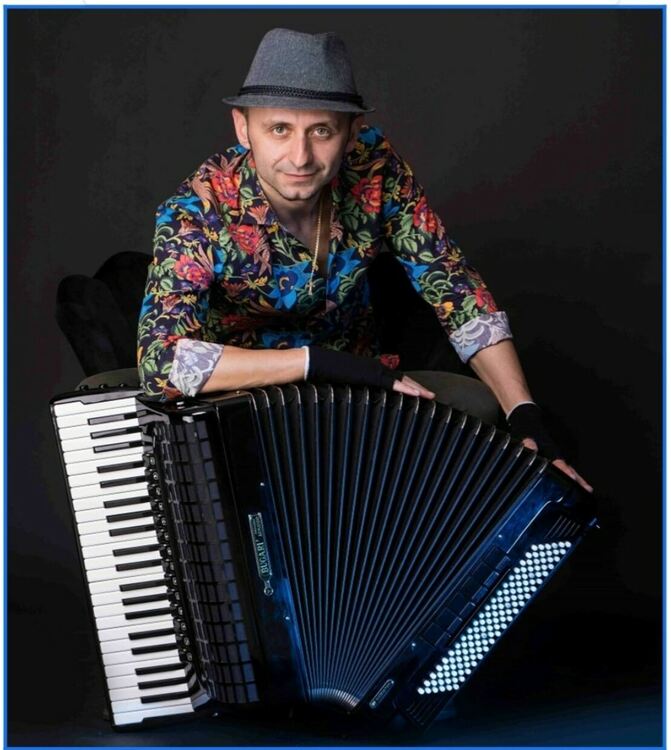 Музикалният проект "Картини от Пиацола" завладява Асеновград