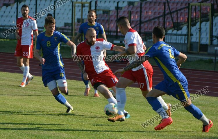 "Саяна Хасково" и "Димитровград" не успяха да се победят