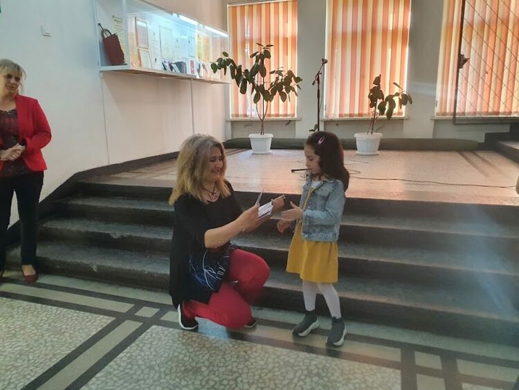 Растения и животни "превзеха" първия етаж на читалището в Първомай