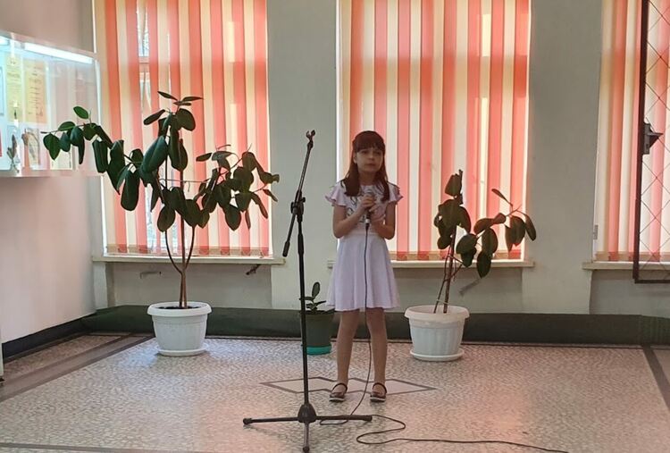 Растения и животни "превзеха" първия етаж на читалището в Първомай