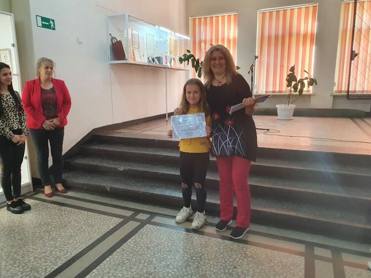 Растения и животни "превзеха" първия етаж на читалището в Първомай