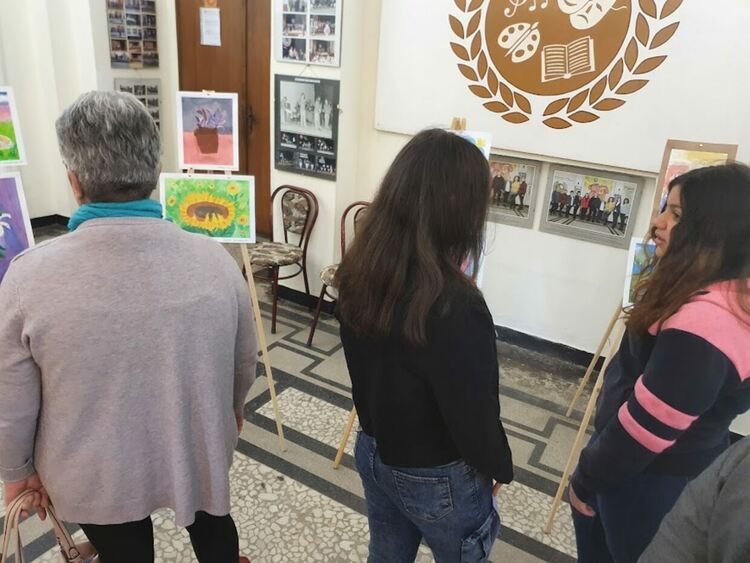 Растения и животни "превзеха" първия етаж на читалището в Първомай