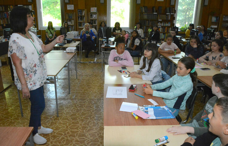 Училище &bdquo;Св. Климент Охридски&ldquo; с иновативни уроци по НП &bdquo;Иновации в действие&ldquo;