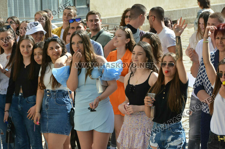 Избраха Мис и Мистър при изпращането на абитуриенти във ФСГ 