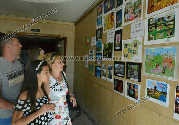 Еврокомисарят Мария Габриел: Децата на Хасково са моя гордост