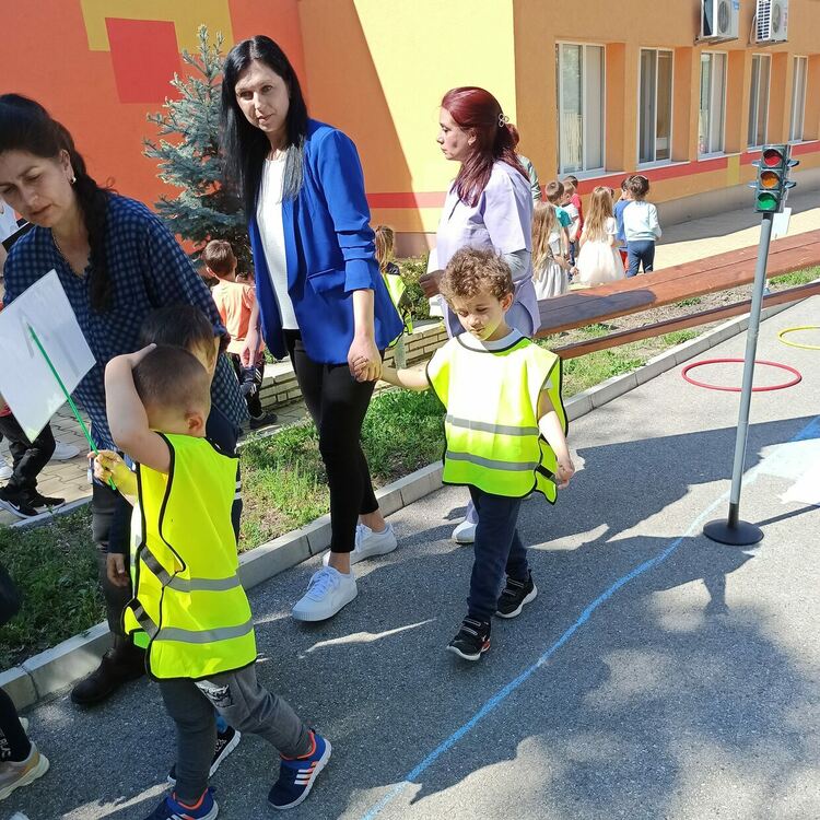 Спортен празник „Моето безопасно детство“ в градина „Слънце“