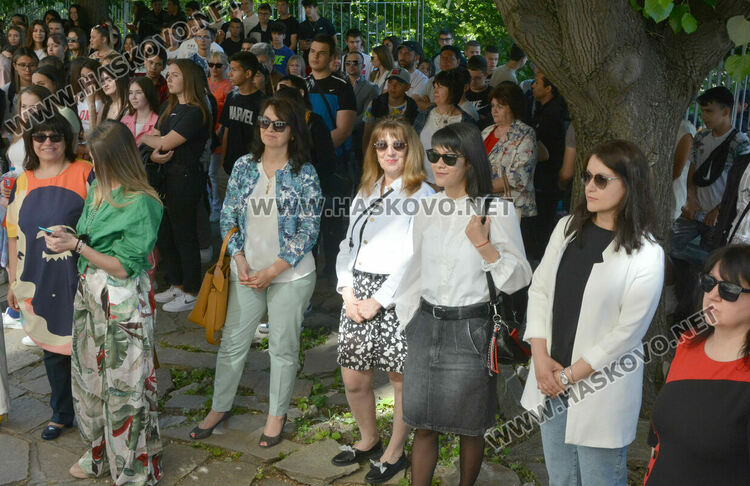 Избраха Мис и Мистър при изпращането на абитуриенти във ФСГ 