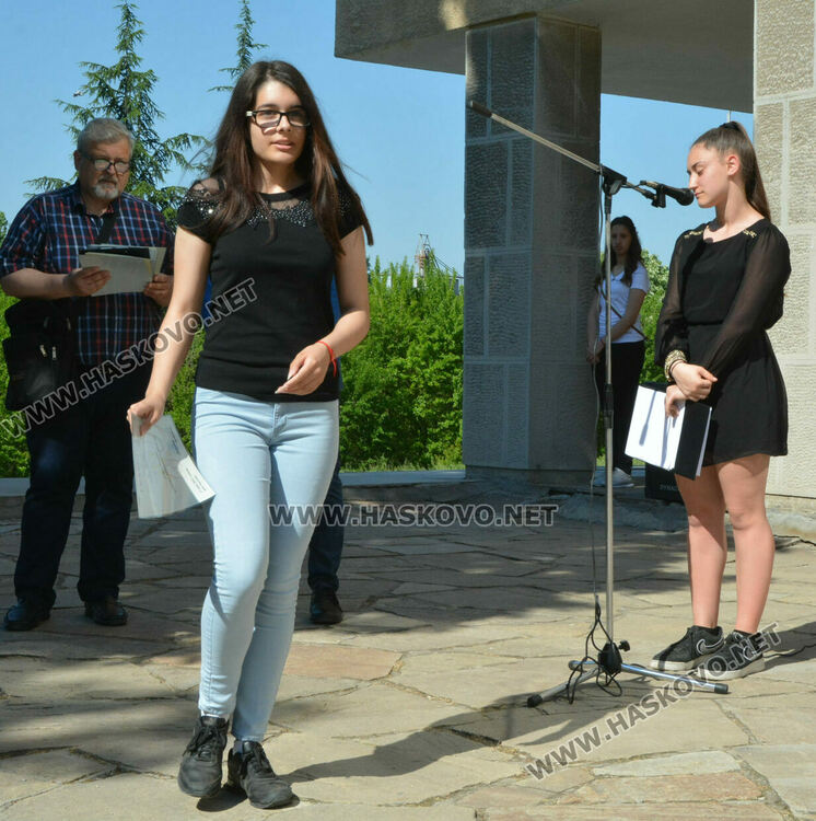 Избраха Мис и Мистър при изпращането на абитуриенти във ФСГ 