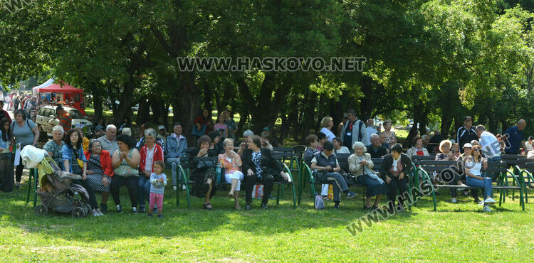 67 групи и 41 изпълнители в Националния събор „Китна Тракия“ в Хасково