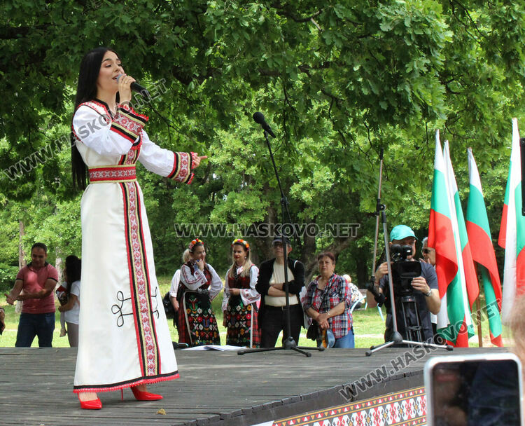 67 групи и 41 изпълнители в Националния събор „Китна Тракия“ в Хасково