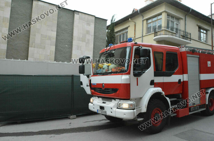 Фалшив сигнал за пожар до Областна администрация в Хасково