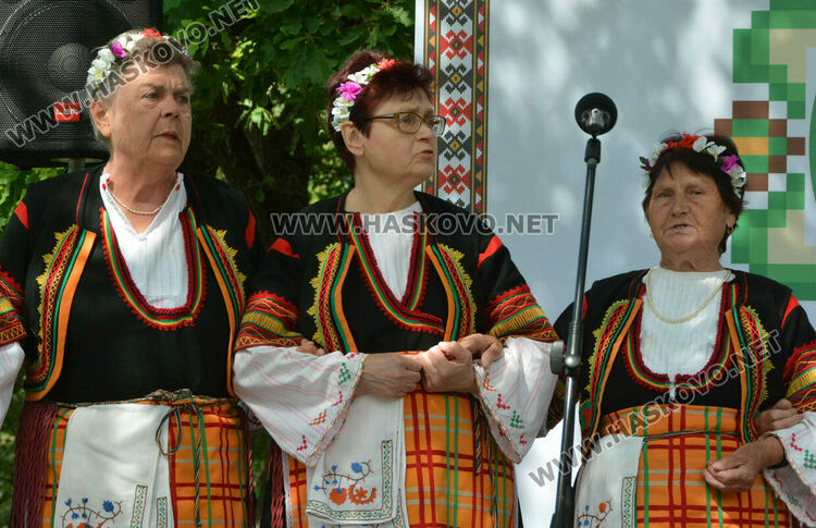 67 групи и 41 изпълнители в Националния събор „Китна Тракия“ в Хасково