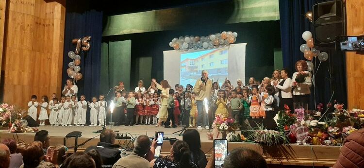 Детска градина "Славейче" празнува 75 години от създаването си 