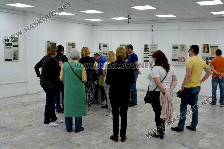 Хасковлии разгледаха сабята на Ботев в Нощта на музеи