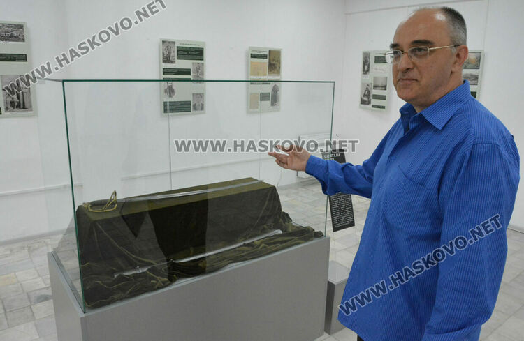 Хасковлии разгледаха сабята на Ботев в Нощта на музеи